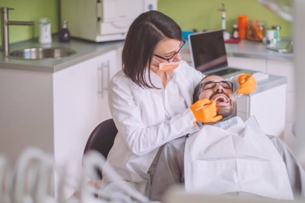 Best Weekend Emergency Dentist in Evadale, TX